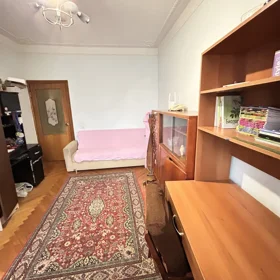 In Baku 100.0 m² apartment is for sale - Image 4