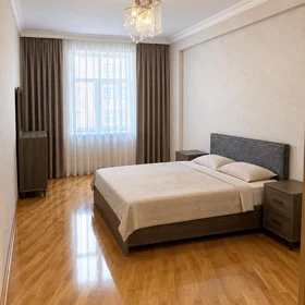 In Baku 130.0 m² apartment is for rent - Image 4