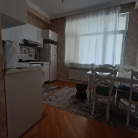 In Baku 110.0 m² apartment is for rent - Image 9