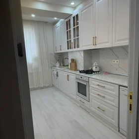 In Baku 90.0 m² apartment is for rent - Image 8