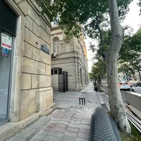 In Səbail rayonu 35.0 m² commercial is for rent - Image 3