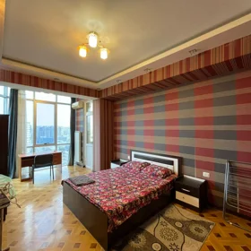 In Baku 145.0 m² apartment is for rent - Image 10