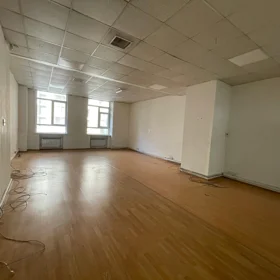 In Baku 1600.0 m² commercial is for rent - Image 7