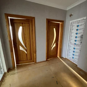 In Baku 210.0 m² house with 8.0 rooms is for sale - Image 4