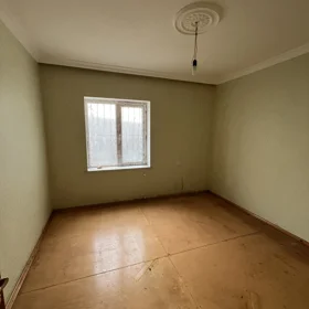 In Baku 210.0 m² house with 8.0 rooms is for sale - Image 6