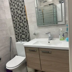 In Baku 65.0 m² apartment is for rent - Image 9