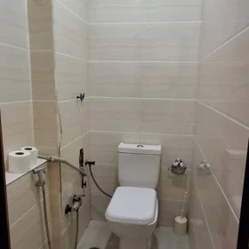In Baku 75.0 m² apartment is for rent - Image 9