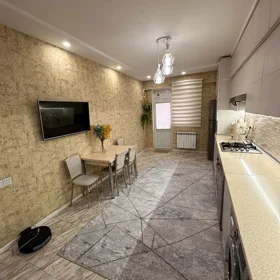 In Baku 95.0 m² apartment is for sale - Image 8