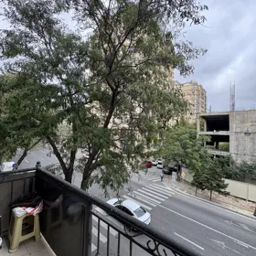 In Baku 100.0 m² apartment is for rent - Image 2