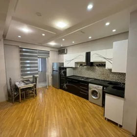 In Baku 150.0 m² apartment is for rent - Image 8