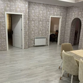 In Khirdalan 132.0 m² apartment is for sale - Image 5