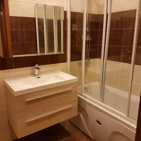 In Baku 60.0 m² apartment is for rent - Image 6