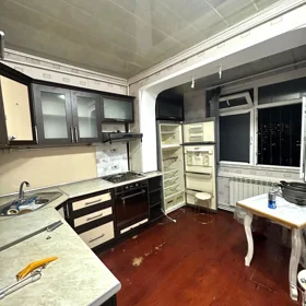 In Baku 90.0 m² apartment is for rent - Image 9