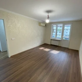 In Baku 65.0 m² apartment is for sale - Image 4