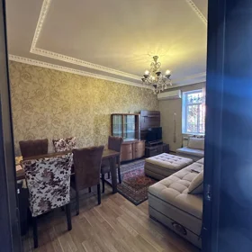 In nan 100.0 m² house with 3.0 rooms is for rent - Image 2