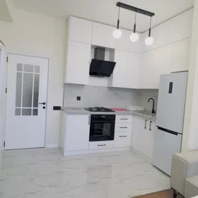 In Baku 125.0 m² apartment is for rent - Image 3