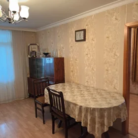 In Baku 60.0 m² apartment is for rent - Image 3