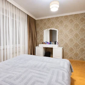 In Sumgayit 70.0 m² apartment is for sale - Image 4