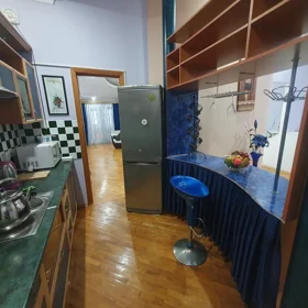 In Baku 120.0 m² apartment is for rent - Image 3