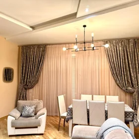 In Baku 140.0 m² apartment is for rent - Image 4