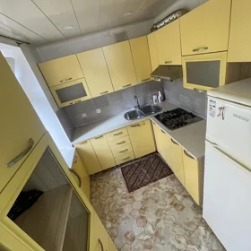 In Baku 70.0 m² apartment is for rent - Image 5