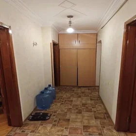 In Baku 90.0 m² apartment is for rent - Image 2