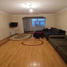 In Baku 90.0 m² apartment is for rent - Image 4