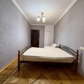 In Baku 90.0 m² apartment is for rent - Image 9