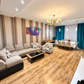 In Baku 136.0 m² apartment is for sale - Image 2