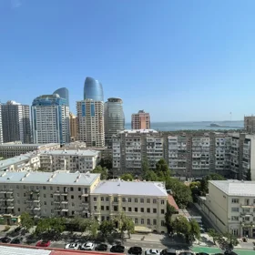 In Baku 250.0 m² apartment is for sale - Image 5