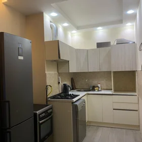 In Baku 65.0 m² apartment is for rent - Image 3