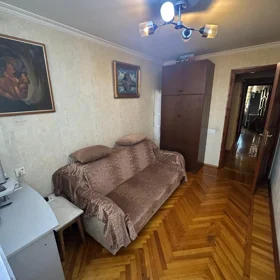 In Baku 62.0 m² apartment is for sale - Image 2