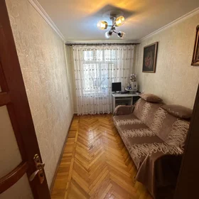 In Baku 62.0 m² apartment is for sale - Image 10