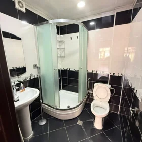 In Baku 107.0 m² apartment is for sale - Image 2