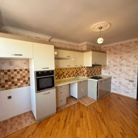 In Baku 107.0 m² apartment is for sale - Image 3
