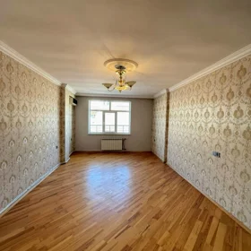 In Baku 107.0 m² apartment is for sale - Image 4
