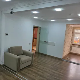 In Baku 80.0 m² commercial is for rent - Image 8