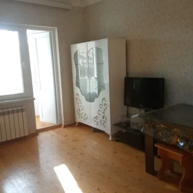 In Baku 40.0 m² apartment is for rent - Image 8