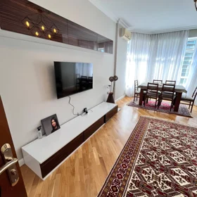 In Baku 86.0 m² apartment is for sale - Image 8