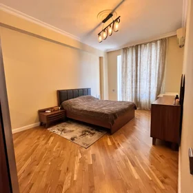 In Baku 86.0 m² apartment is for sale - Image 9