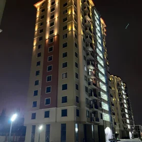 In Baku 67.0 m² apartment is for sale - Image 3