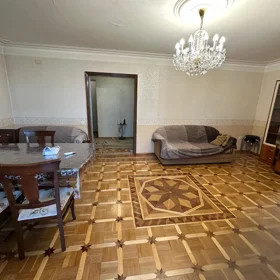In Baku 80.0 m² apartment is for rent - Image 3