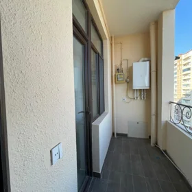 In Baku 66.0 m² apartment is for sale - Image 9