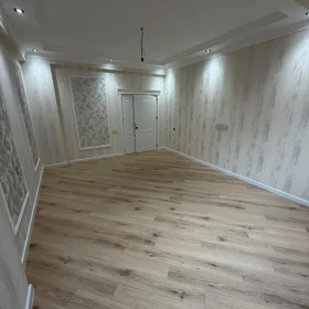 In Baku 100.0 m² apartment is for sale - Image 2