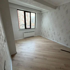 In Baku 100.0 m² apartment is for sale - Image 3