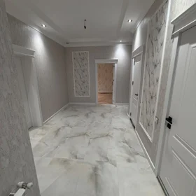 In Baku 100.0 m² apartment is for sale - Image 6