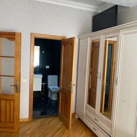 In Baku 100.0 m² apartment is for sale - Image 6