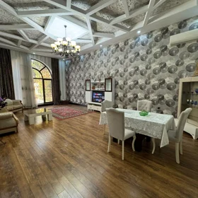 In Baku 170.0 m² house with 4.0 rooms is for sale - Image 6
