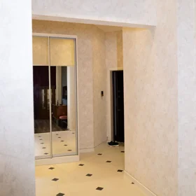 In Baku 90.0 m² apartment is for rent - Image 5