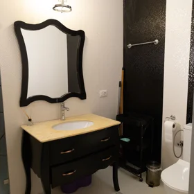 In Baku 90.0 m² apartment is for rent - Image 8